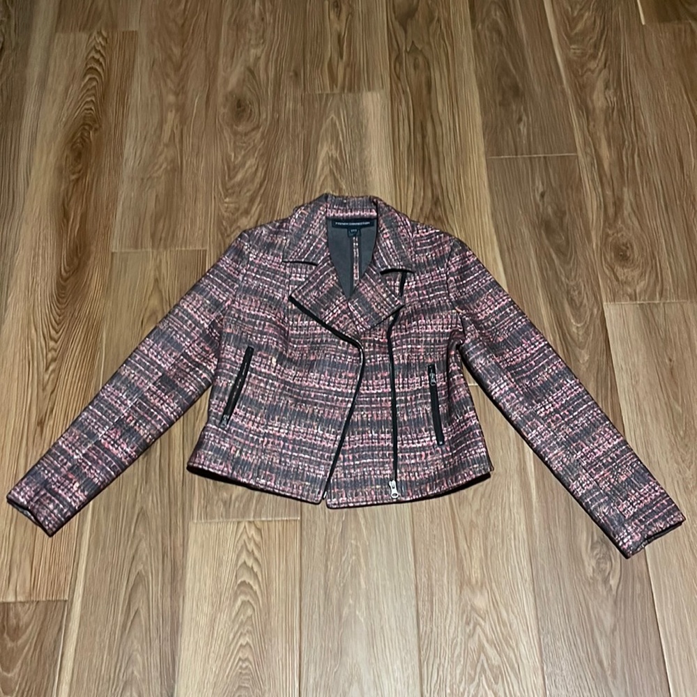 NWOT French Connection coat. Size US 6